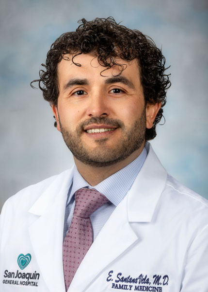 Enrique Santana, MD